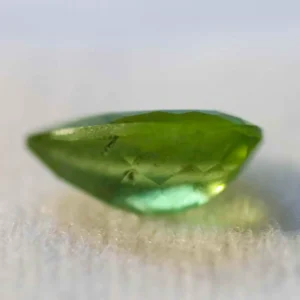Facettierter Peridot