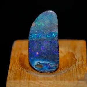 Veta Opal Cabochon