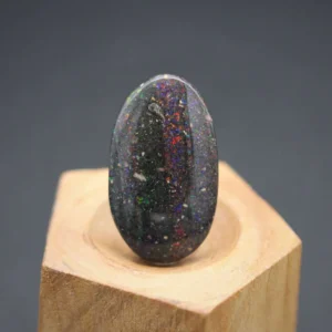 Schwarz Opal Cabochon