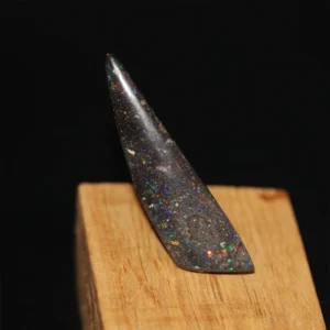 Schwarz Opal Cabochon