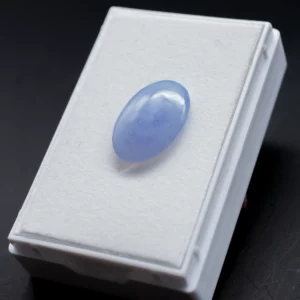 Blauer Chalcedon Cabochon