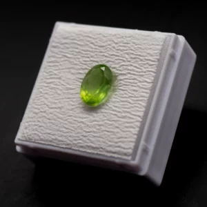 Facettierter Peridot