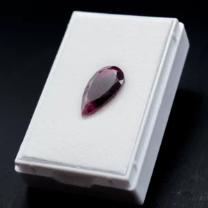 Facettierter Rhodolith