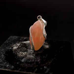 Hydrogrossular Anhänger